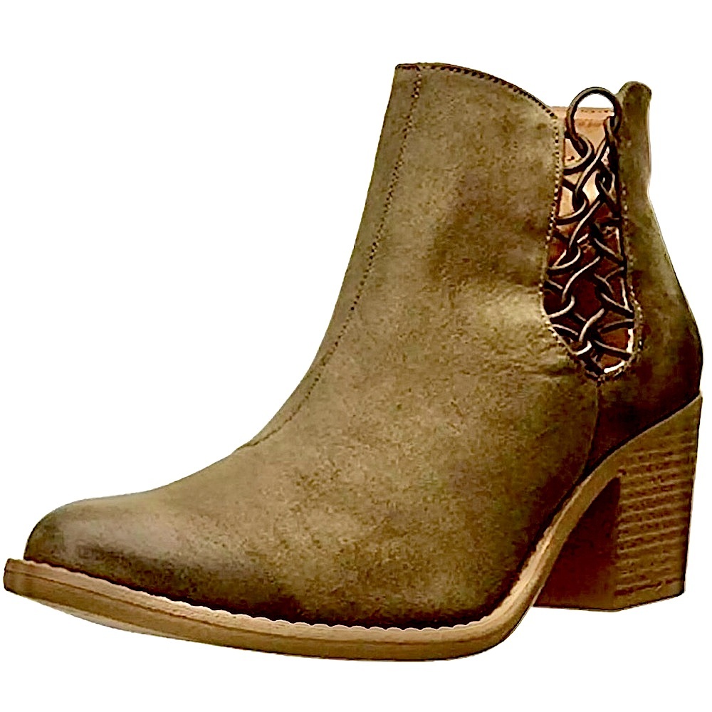 - Qupid Sz 6 Macrame Ankle Distressed Toe Suede Booties! NEW!